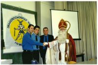 pictures/2002/2002-12-03-herstart-alv